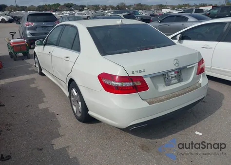 2012 Mercedes-Benz E 350 z USA, uszkodzony, nr VIN WDDHF5KB9CA559046